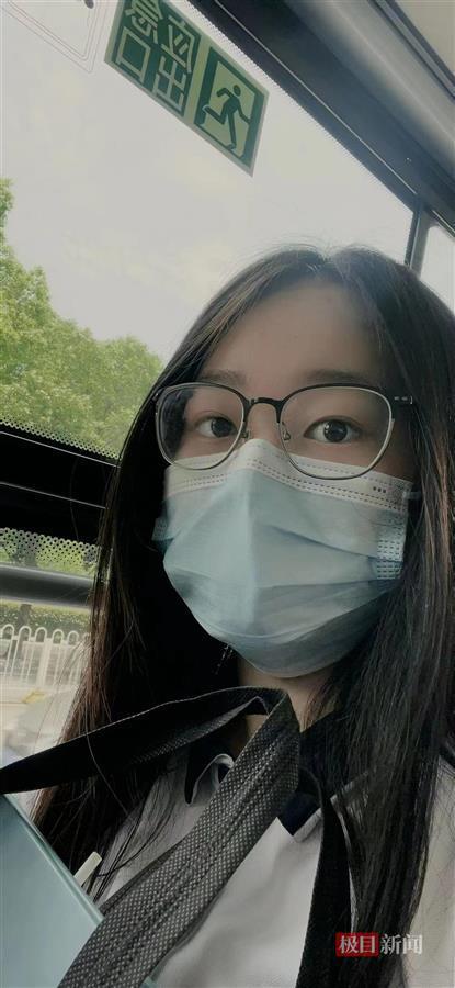 刘佳欣照片,镜头下的青春风采