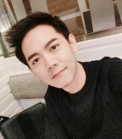 短发帅哥图片,揭秘时尚帅哥的独特风采